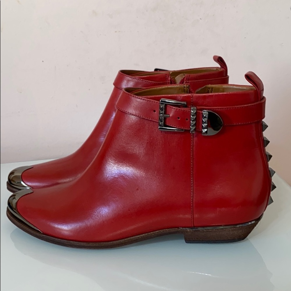 Schutz Atanado Soft Red Bootie size 8.5
